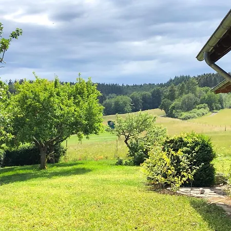 Waldhaus-vulkaneifel * Kelberg